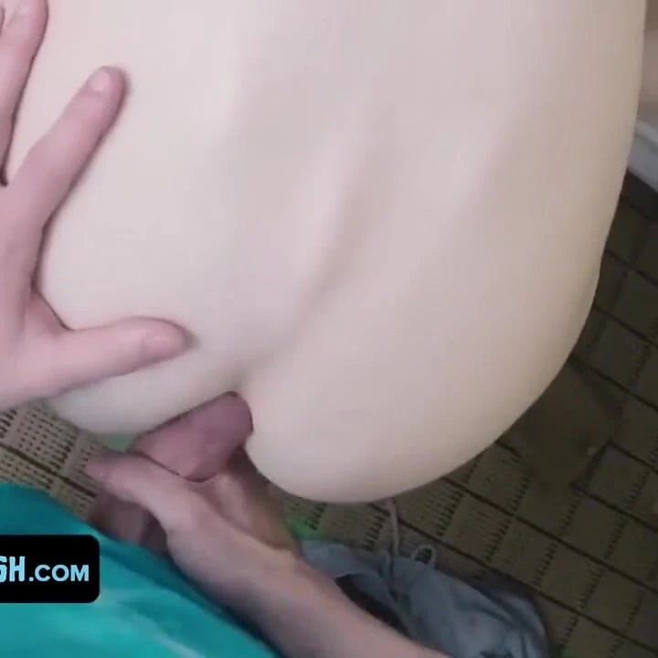 继兄弟Kory Houston打他的老兄弟 - Brother Crush