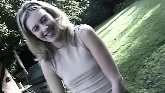 Pesta mahasiswi antar ras - Heiße Partyaction