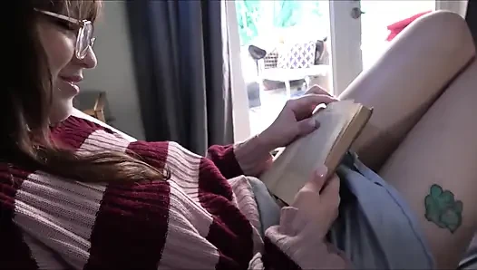Kakak tiri kutu buku toket besar belajar cara bercinta - honey hayes - terapi keluarga - alex adams