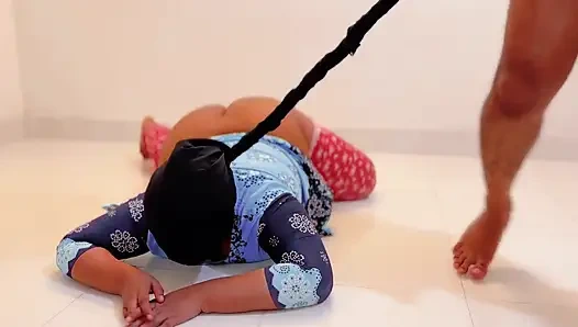 Ролевая игра и секс с фигуристой 19-летней симпатичной девушкой после свидания с Tiktok