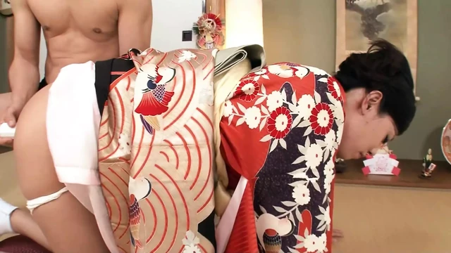 JAPANESE GIRL ENJOYS SUCKING COCK AS ANOTHER LOVER DRILLS
