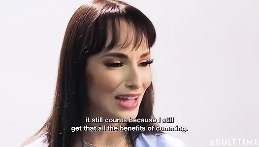 Pesta mainan seks nakal lexi luna!