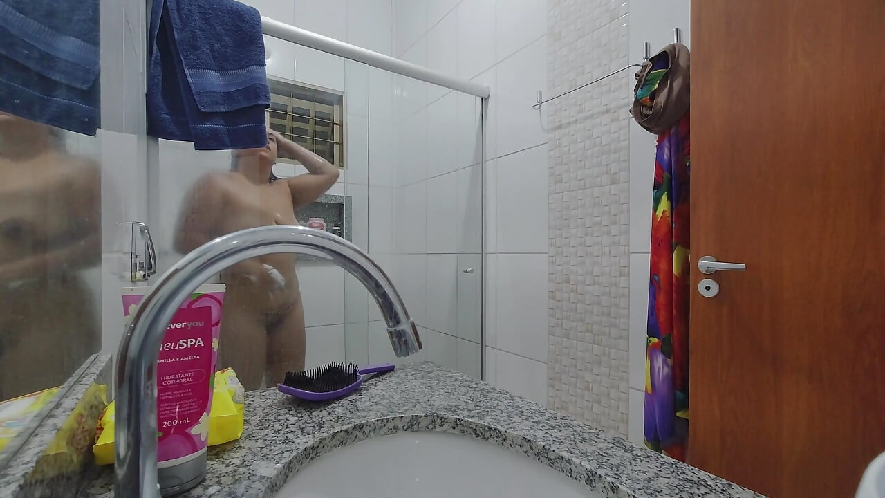 Camera on Hot Stepcousin in the Shower - I Can't Wait to Fuck Her