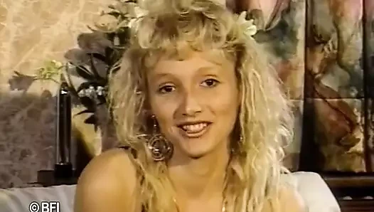 Xkiss masturbations. A horny slut