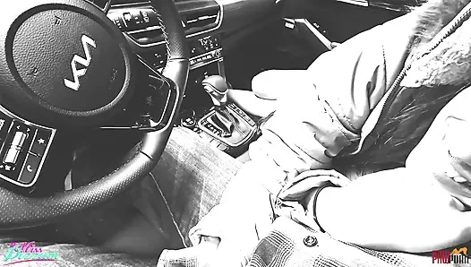 Фотосессия в лесу получила кримпай и описала