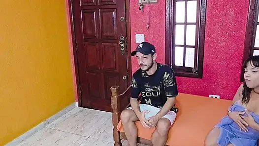 Курьер Приходит, И Мы Не Можем Устоять За Сексом С Ним