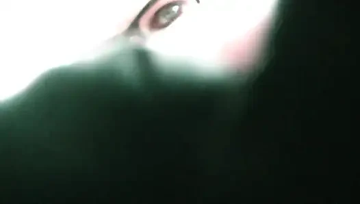 kendi iradene karşı ilk amcık