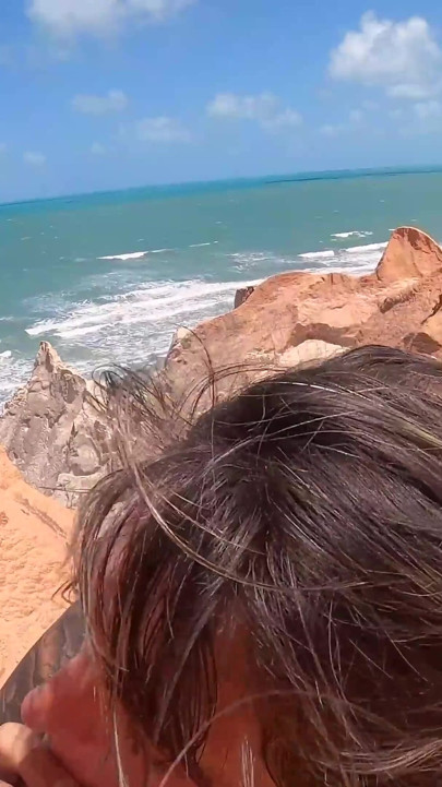 Risky Beach Fuck Behind the Rocks