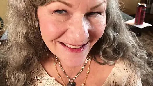 Hot Mother-In-Law Seduces With Best Blowjob & Swallow! MaXXXimumMilf