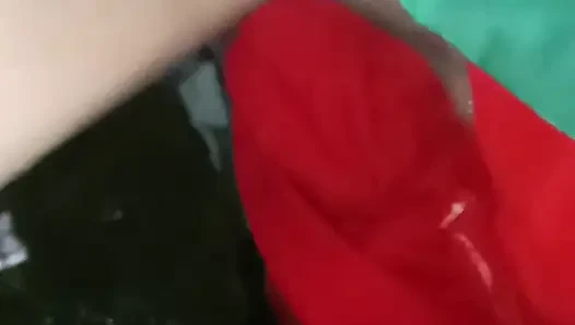 Hintli üvey kız kardeş ki chut bahot rashik hai