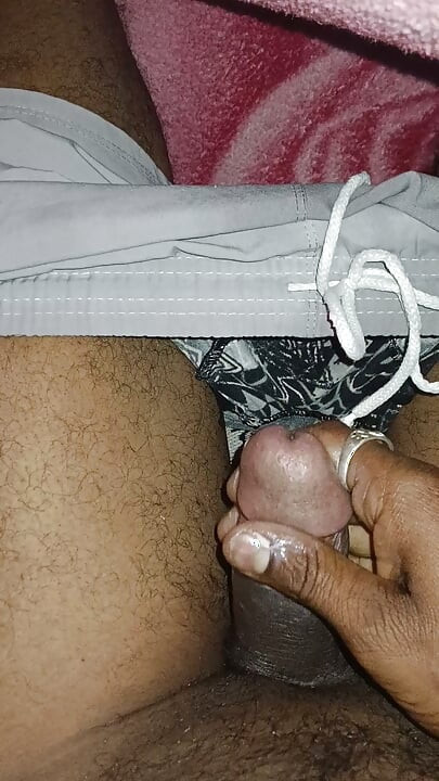 Bhabhi ka naam ka muth marna chahiye