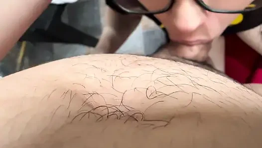 My neighbor goes upstairs to help me with the work