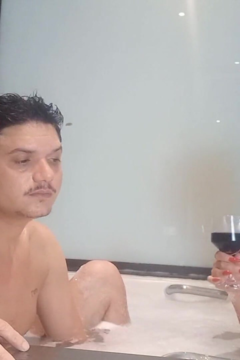 Bathtub with inês Ventura