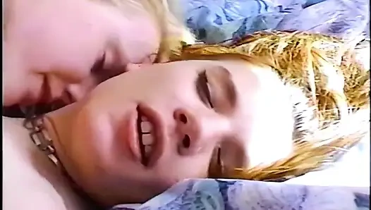 Hottie college students lick sweet pussy