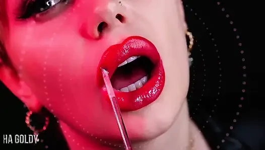 Siapa yang memegang kendali: kamu atau bibir merahku?