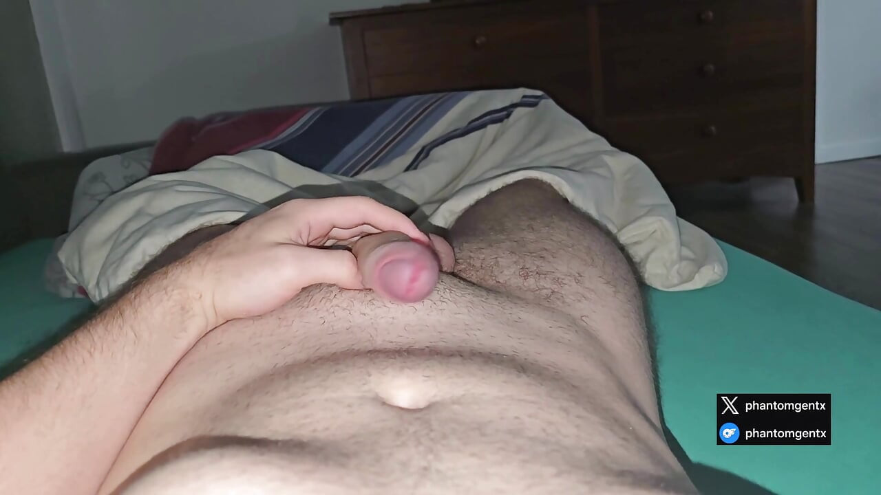 Não Consegui Ficar Parado, Estava Duro Demais — Tive que Bater uma Bem Devagar