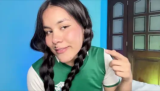 Main bareng rambut straightku