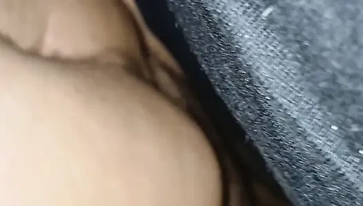 Zenci üvey kızım büyük zenci yarağıma biniyor inliyor