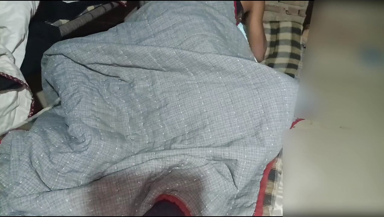 Bhabhi ko devar ne first time raat ko akele me chudai ki full time chudai ki indian desi village desi bhabhi