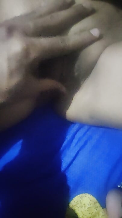 Stepaunt showed her pussy to her stepnephew and got it massaged