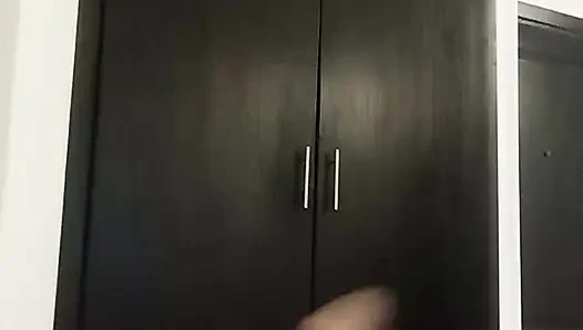 I want a girl to marry. And be a Cuckold on it