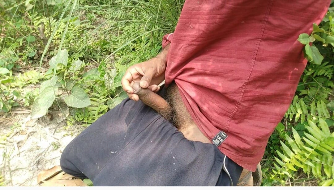 A Asian Boy IN Forest Handjob foking