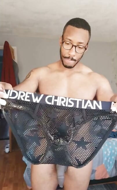 Andrewchristian'dan yeni ay iç çamaşırı umarım videoları beğenirsiniz Andrewchristian ile Ambas olarak çalışıyorum
