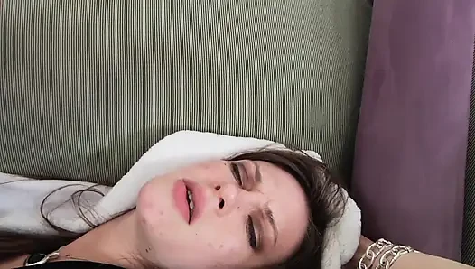 Alexa Noving на кастинге для шлюшки на диване