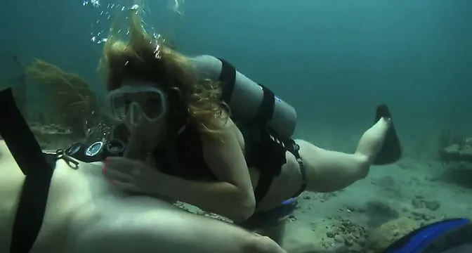 Scuba Blowjob on the Seabed