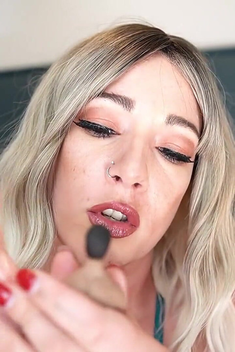 Your Homewrecking Mistress Shrinks You All for Herself