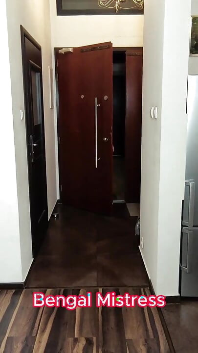 Hardcore hotel s igračkama i fistingom