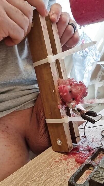 Hot wax, Spikes and elektro