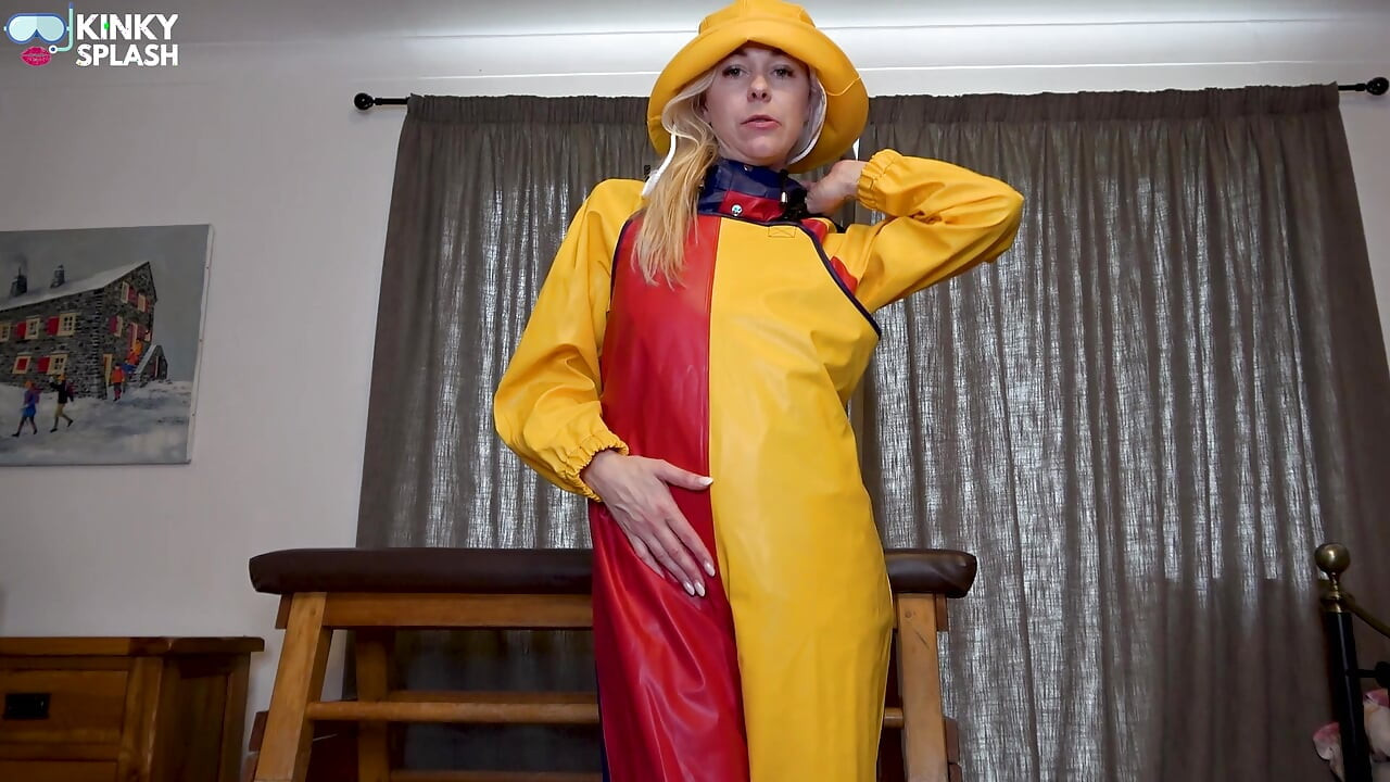 רכב על הפילגש שלך: פוניבוי Pvc JOI והקנטות