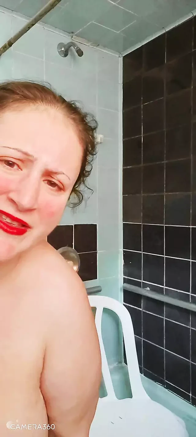 Bathhh mmmmmm