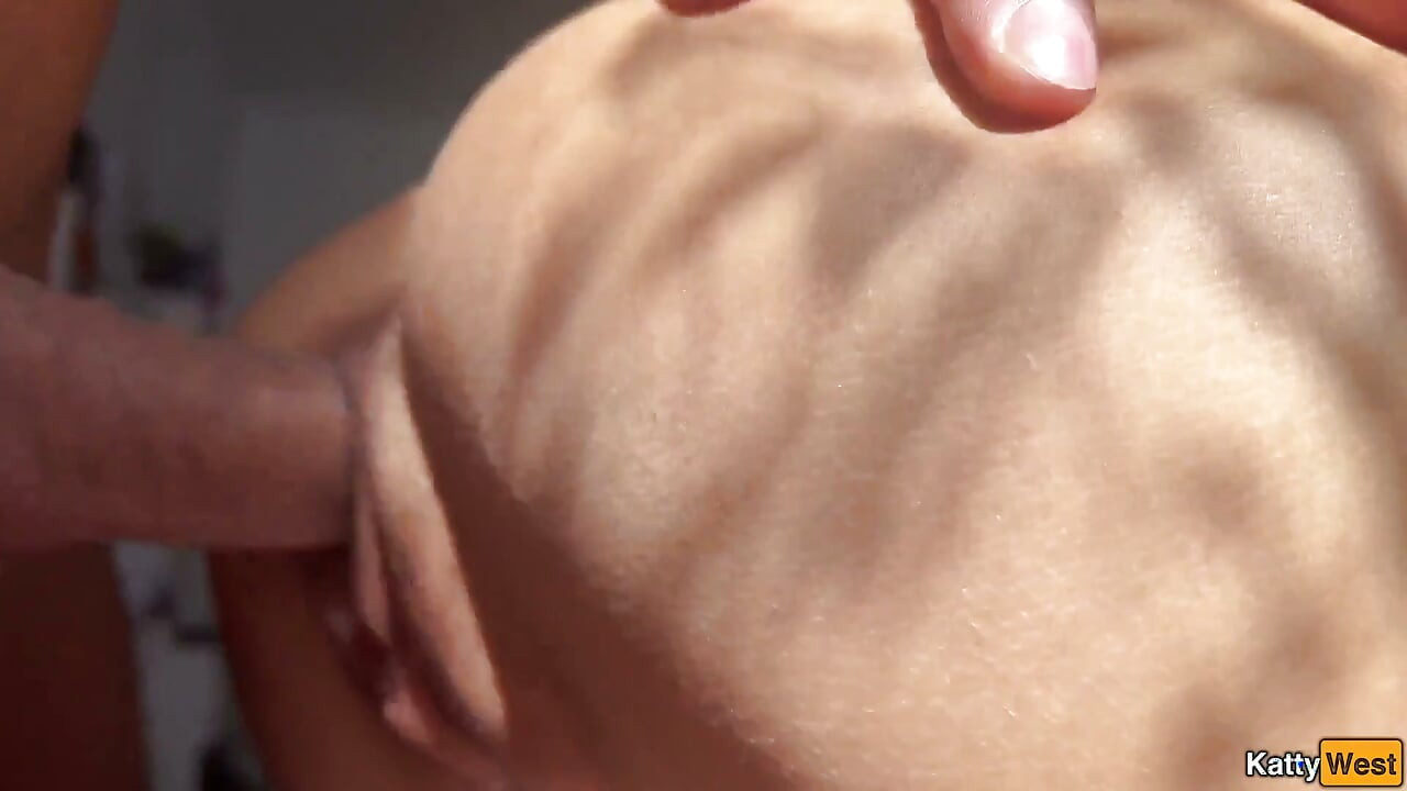 Wet Pussy Wants a Hard Dick in the Morning - Homemade POV