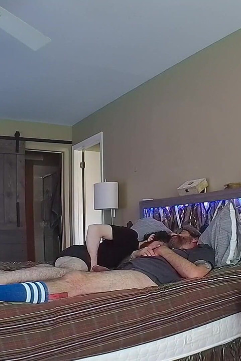 Fik os begge til at komme. Gemte ny telefon fra cumshot.