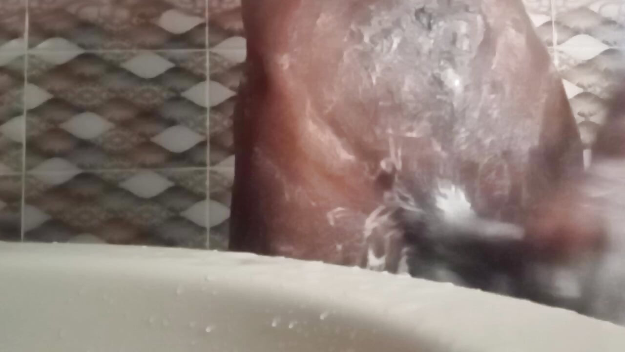 I do masturbate cause my stepsister boobs size is insane