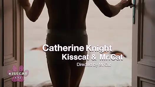 Wanita dewasa merrang ketemu sama catherine knight di ranjang bersama