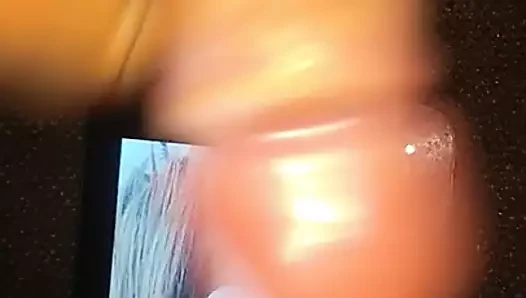 Larissa Manoela primeira gozada