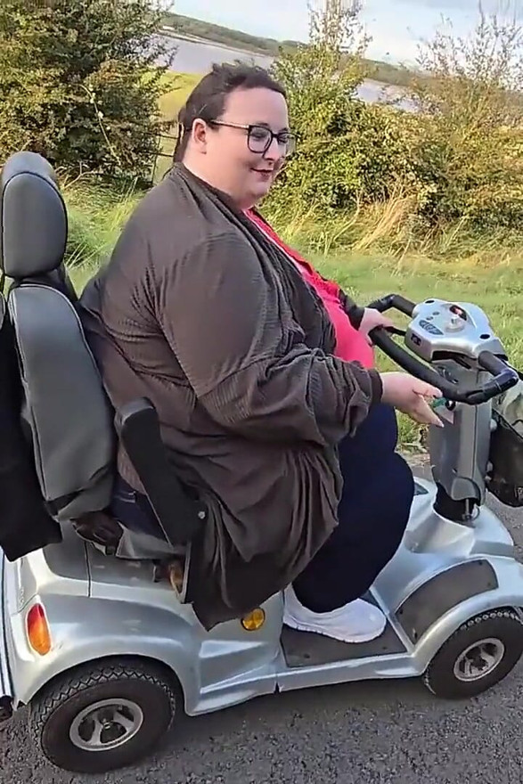 Let's Go to the Seaside on My Scooter