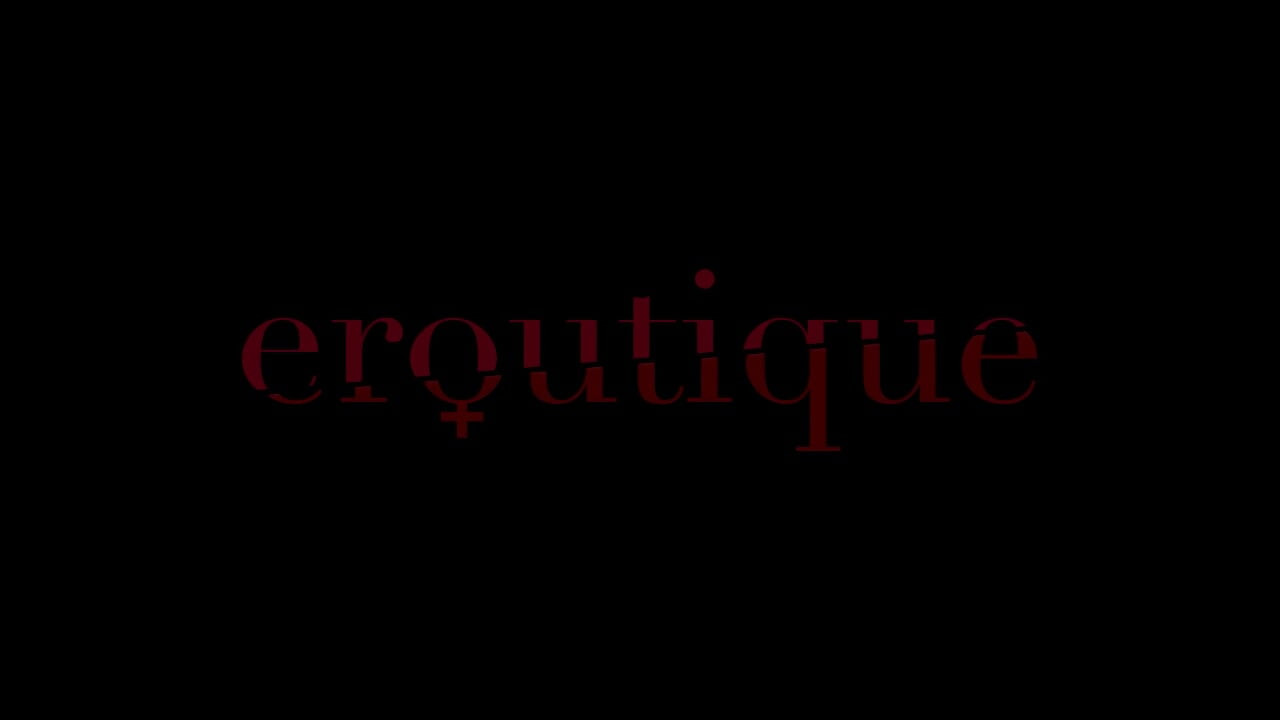 Eroutique - prelepa manekenka Marie eksplodira sa g-tačkom prskajućim orgazmom na stepenicama