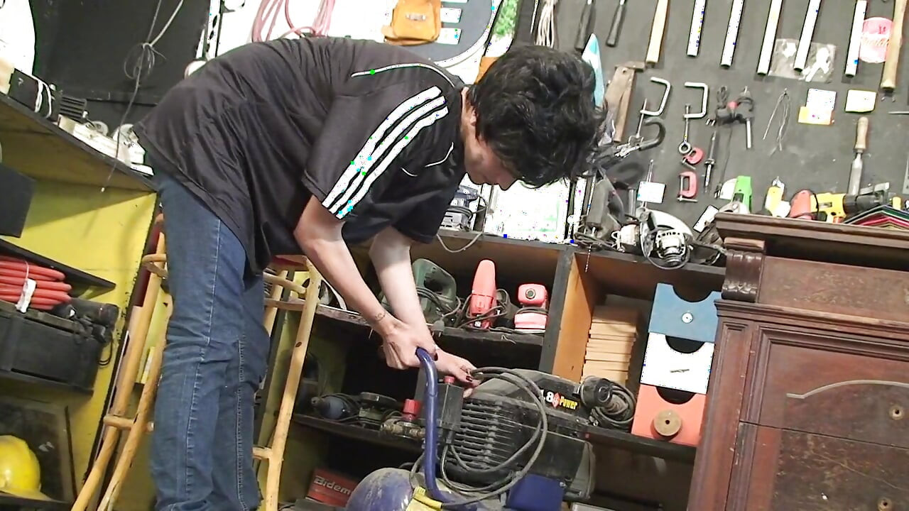 女孩们和穿戴式假阳具一起很下流