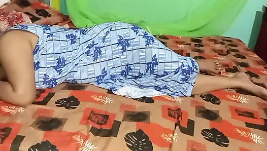 Bhabhi cantik India romantis baru.