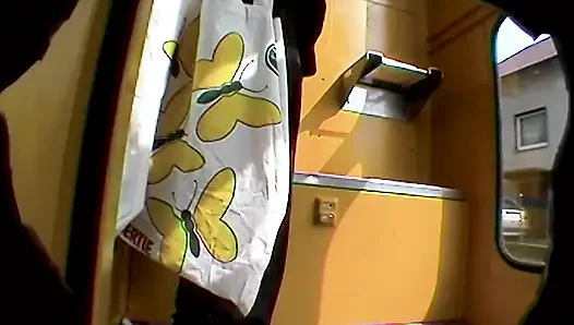 Azubine Befriedigt Sich Vor Laufender Cam