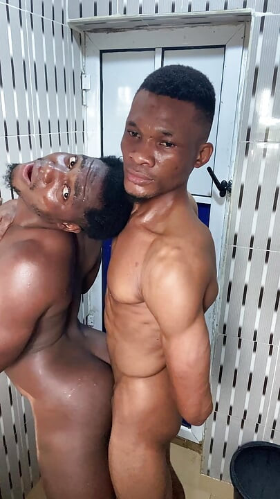 Homies avea nevoie de niște pulă și au luat una bună