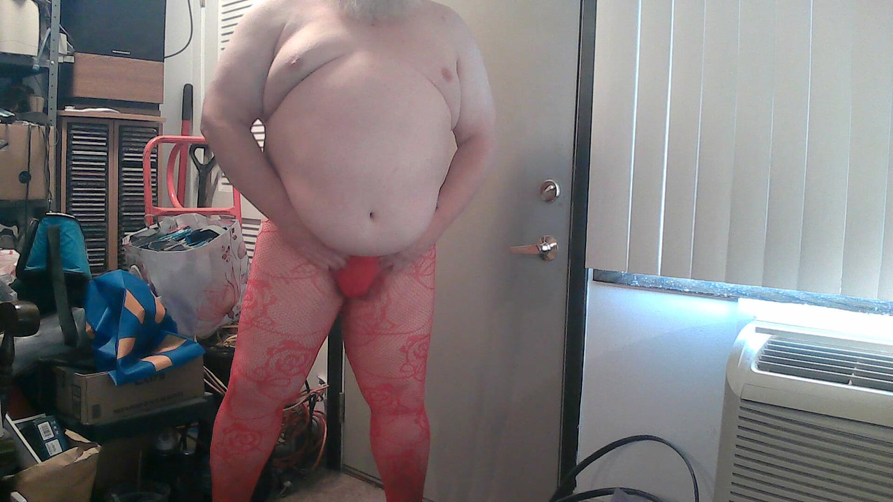 How do you like my new red mantyhose?