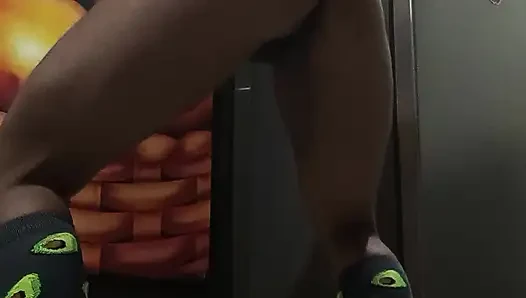 Sarung Tangan Dapur Avocado Suit Makanan Favorit Untuk Penis Lezatmu Membuatku Menyemprotkan Banyak Cum Ayah
