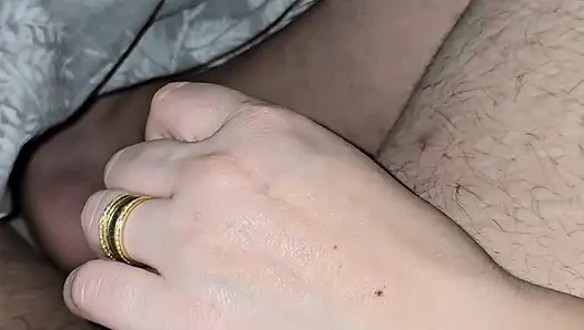 Damn, step son recived a strong and quick handjob from step mom