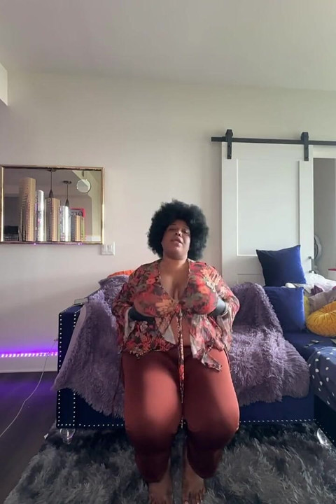 Foxxxy Cleopatra Big Strokes Her Bbd