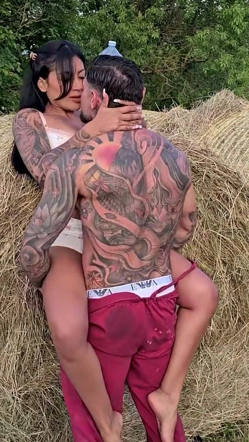 Latina cuckold fucks her farmer outdoors before her husband arrives - Mariana Martix | Clip 1